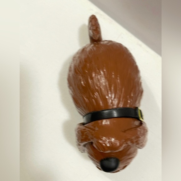 Universal Studios 2016 Duke 4.25" PVC Movie Action Figure Secret Life Of Pets - Picture 4 of 5